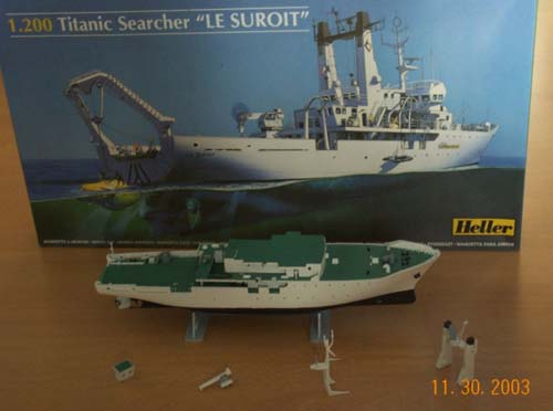 Glow2B Heller 80615 Modellbausatz Titanic Searcher Le Suroit